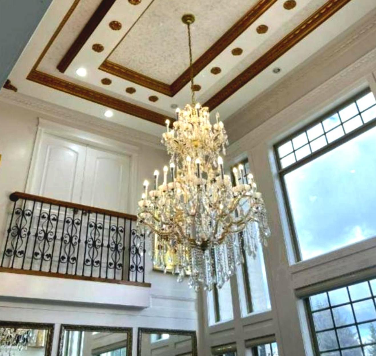Empress Madani Palace Hotel Surrey Exterior photo